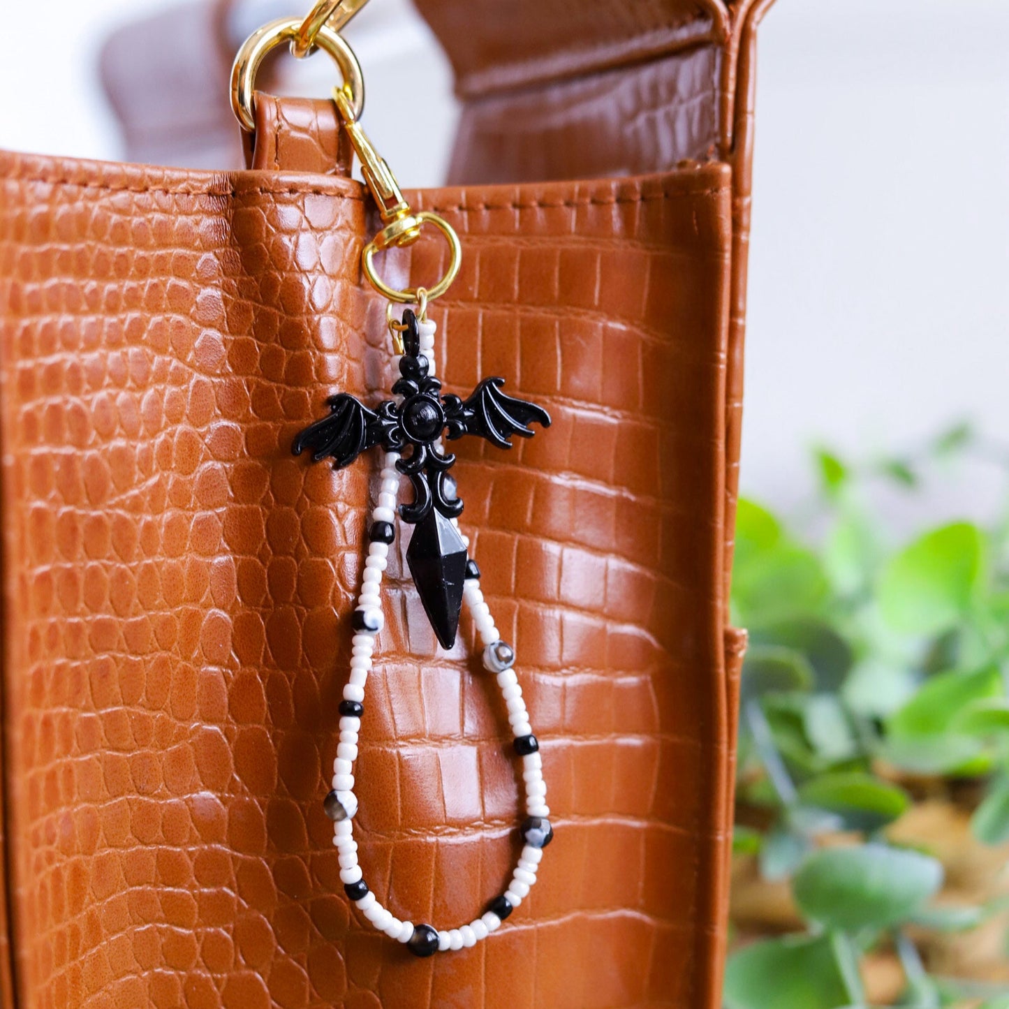 Gothic Cross Keychain