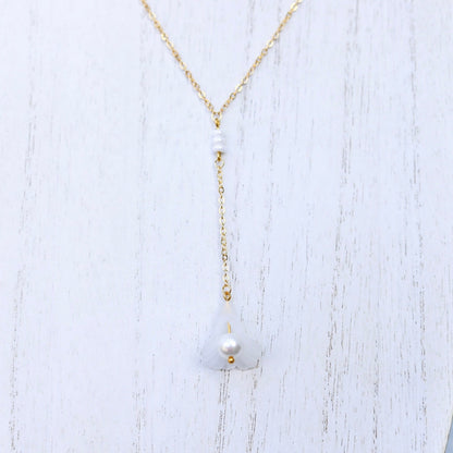 Lily Pearl Necklace