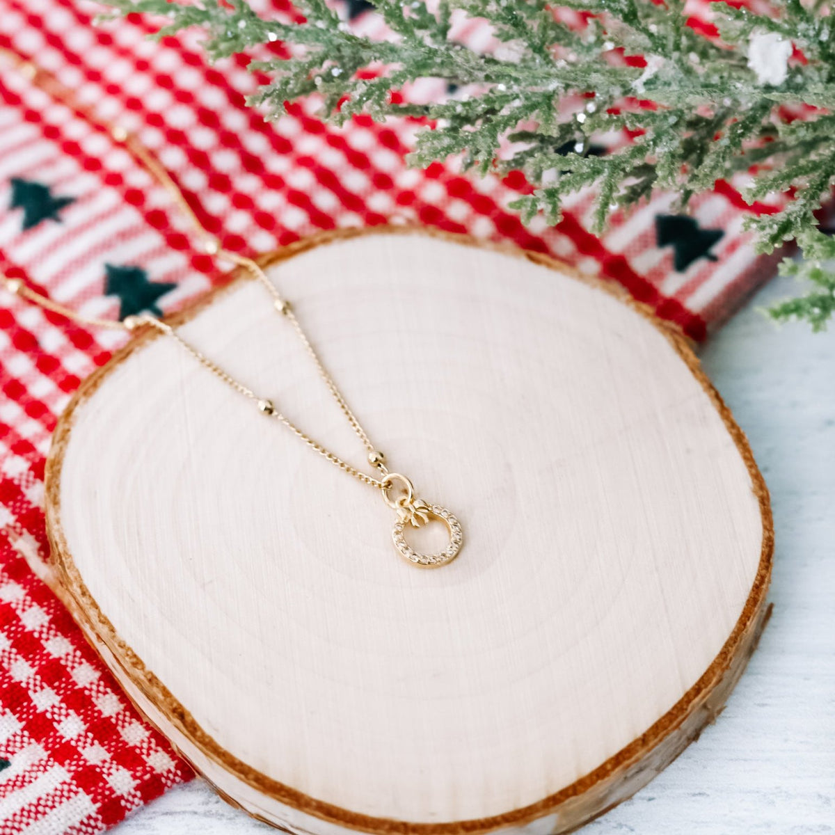 Wreath Charm Necklace